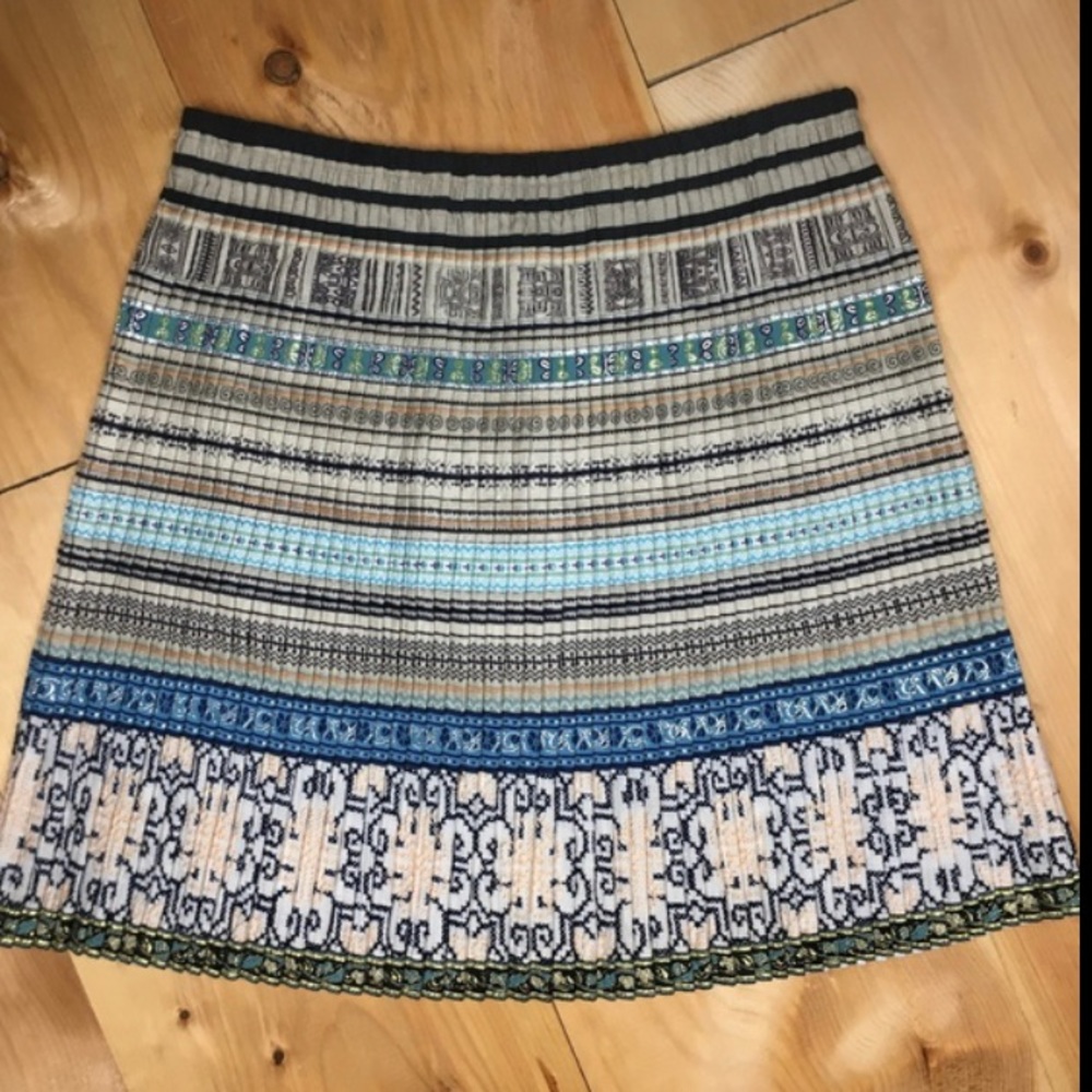 Club Monaco Embroidered Colorful Pleated Skirt